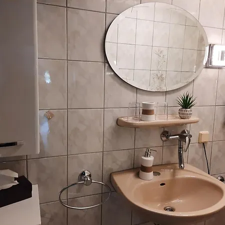 Haus Seeblick * Rossbach (Burgenlandkreis)